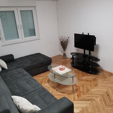 Ad Apartman בילצה מראה חיצוני תמונה