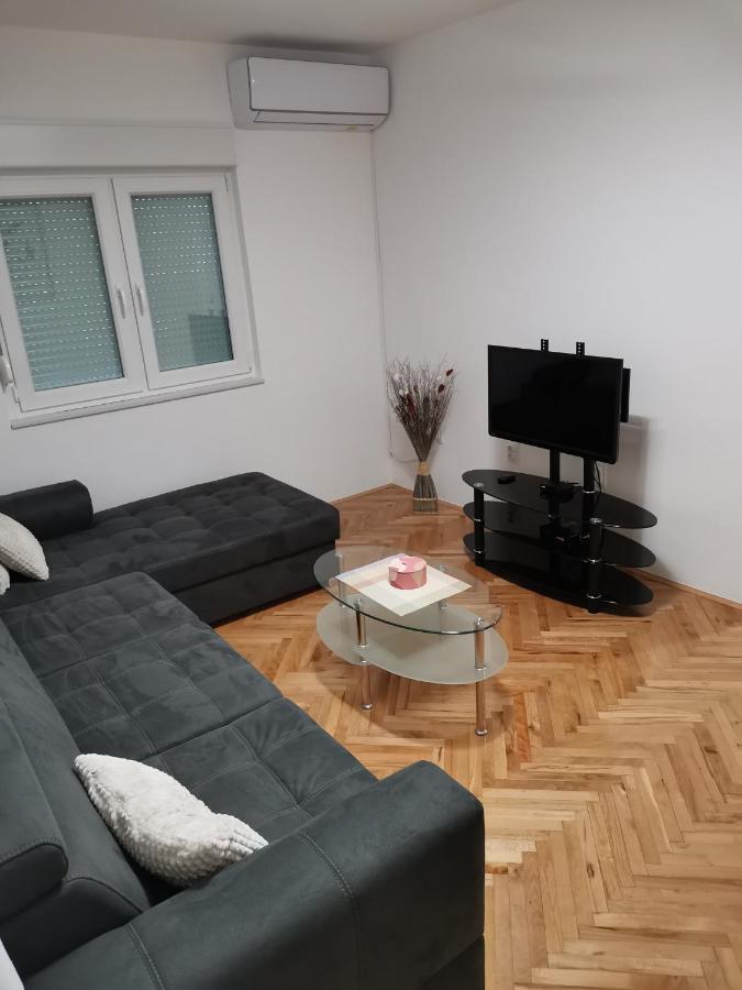 Ad Apartman בילצה מראה חיצוני תמונה